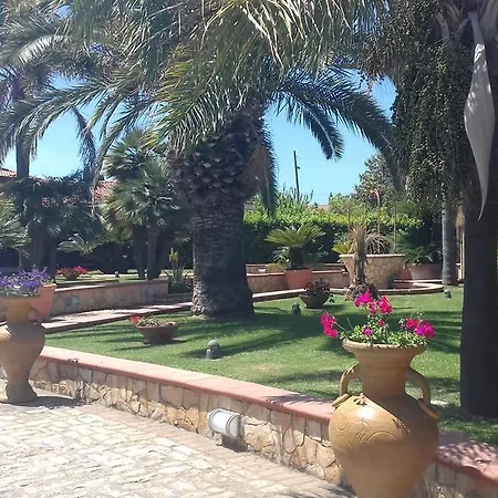 Complesso Turistico Ricettivo L'oasi Del Golfo Di Salerno