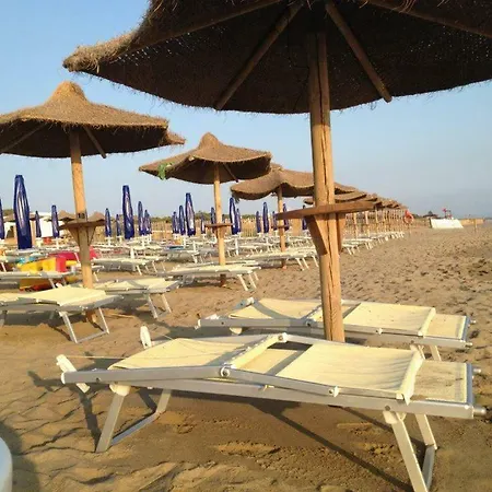 Appartamento Complesso Turistico Ricettivo L'oasi Del Golfo Di Salerno Battipaglia
